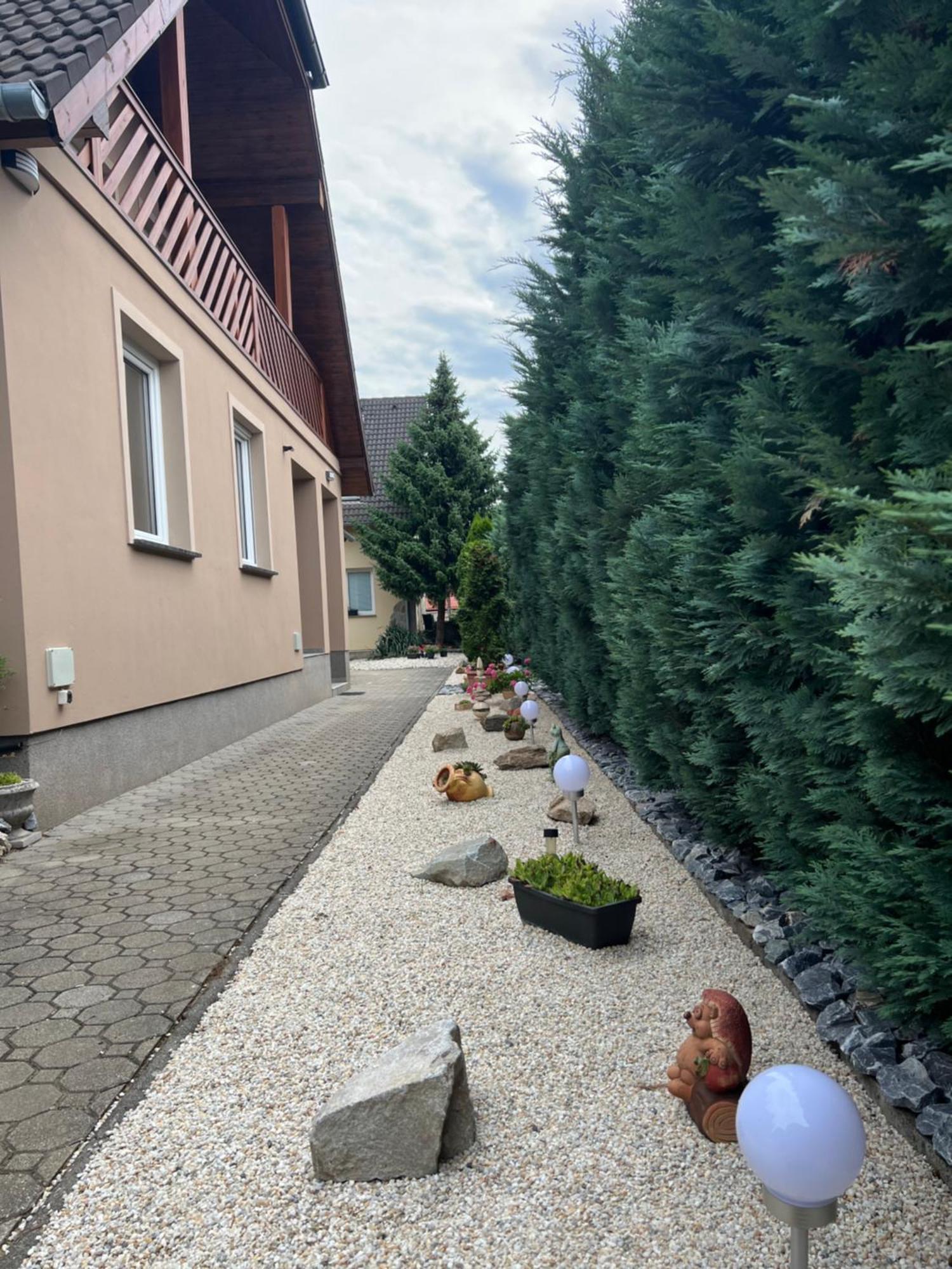 Holler Vendeghaz Ii. Apartment Bük Екстериор снимка